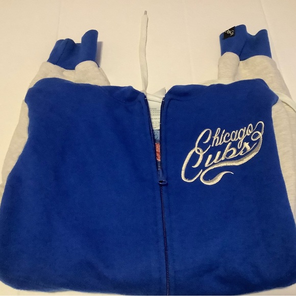 Chicago Cub’s blue and white jacket (size small) - Picture 7 of 10